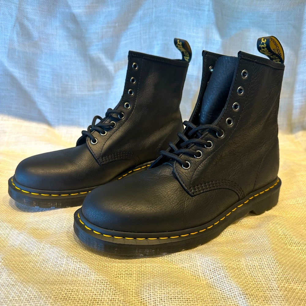 Adult Dr Martins 1460 Pascal Boots